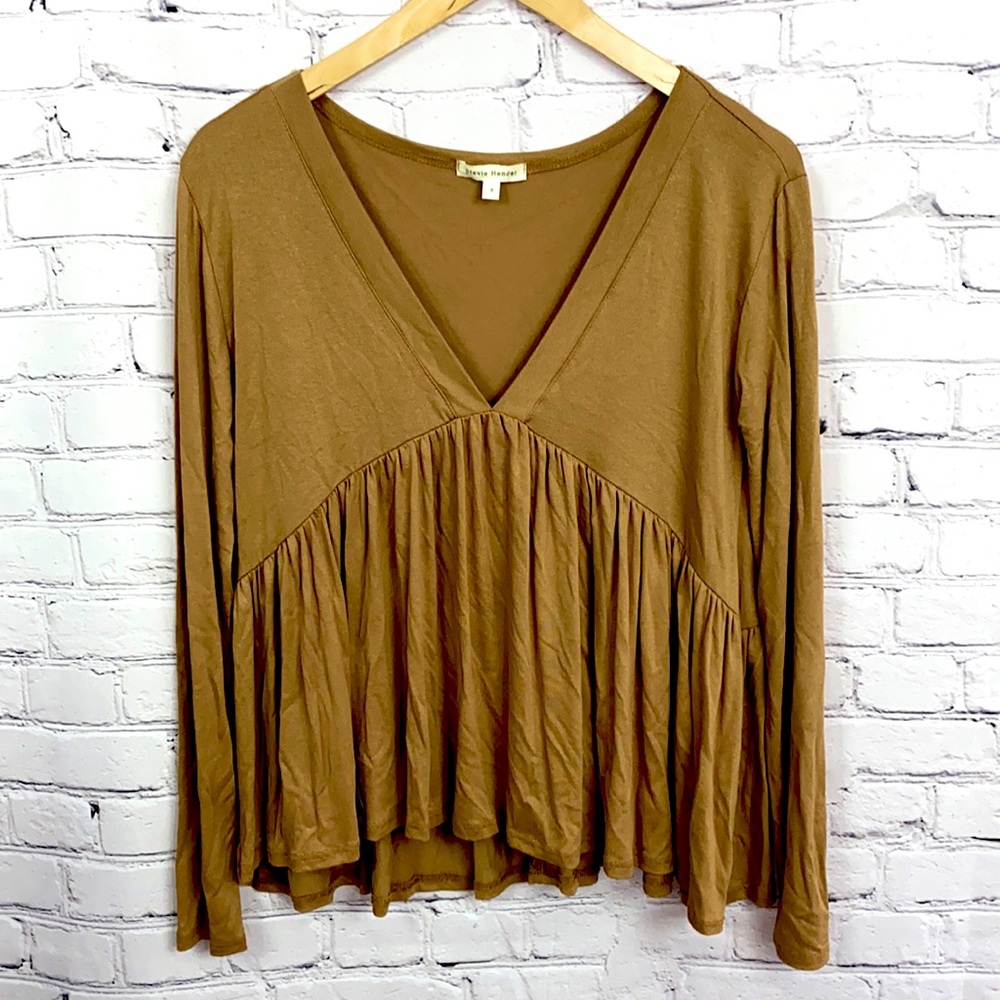 Stevie Hender Swing Top in Camel
